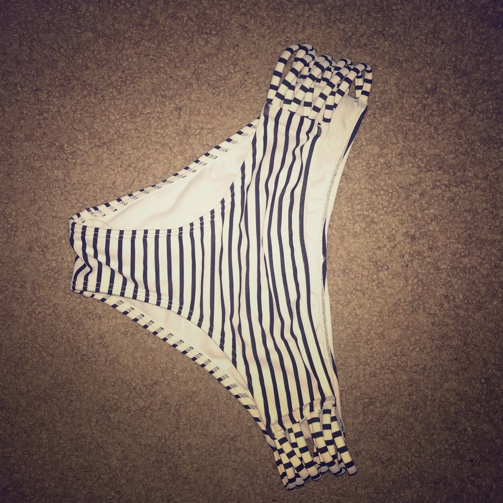 Hollister Cheeky Bikini Bottoms